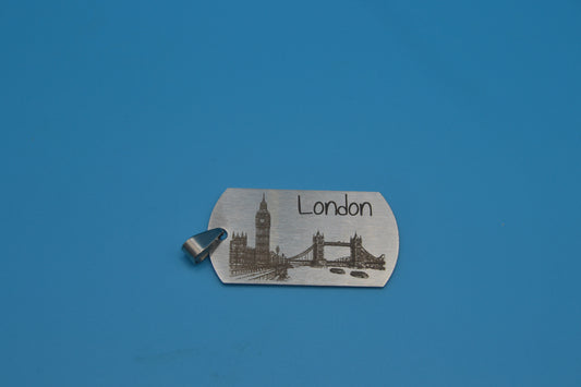Kettenanhänger London Skyline – Edelstahl Silber