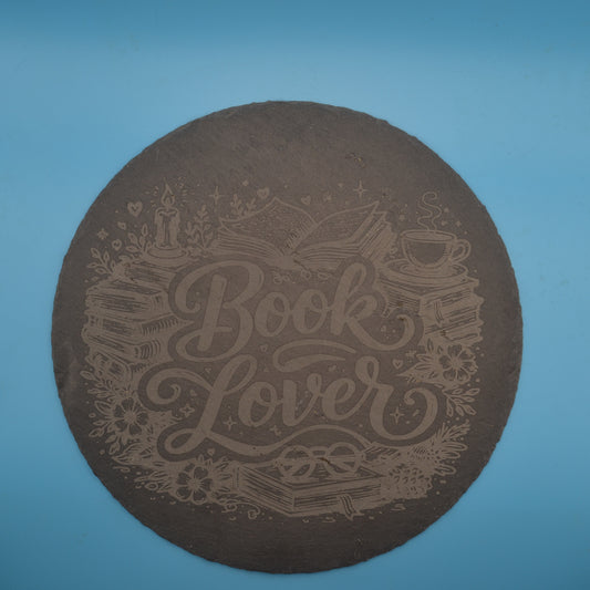 Book Lover – Schieferplatte mit Lasergravur
