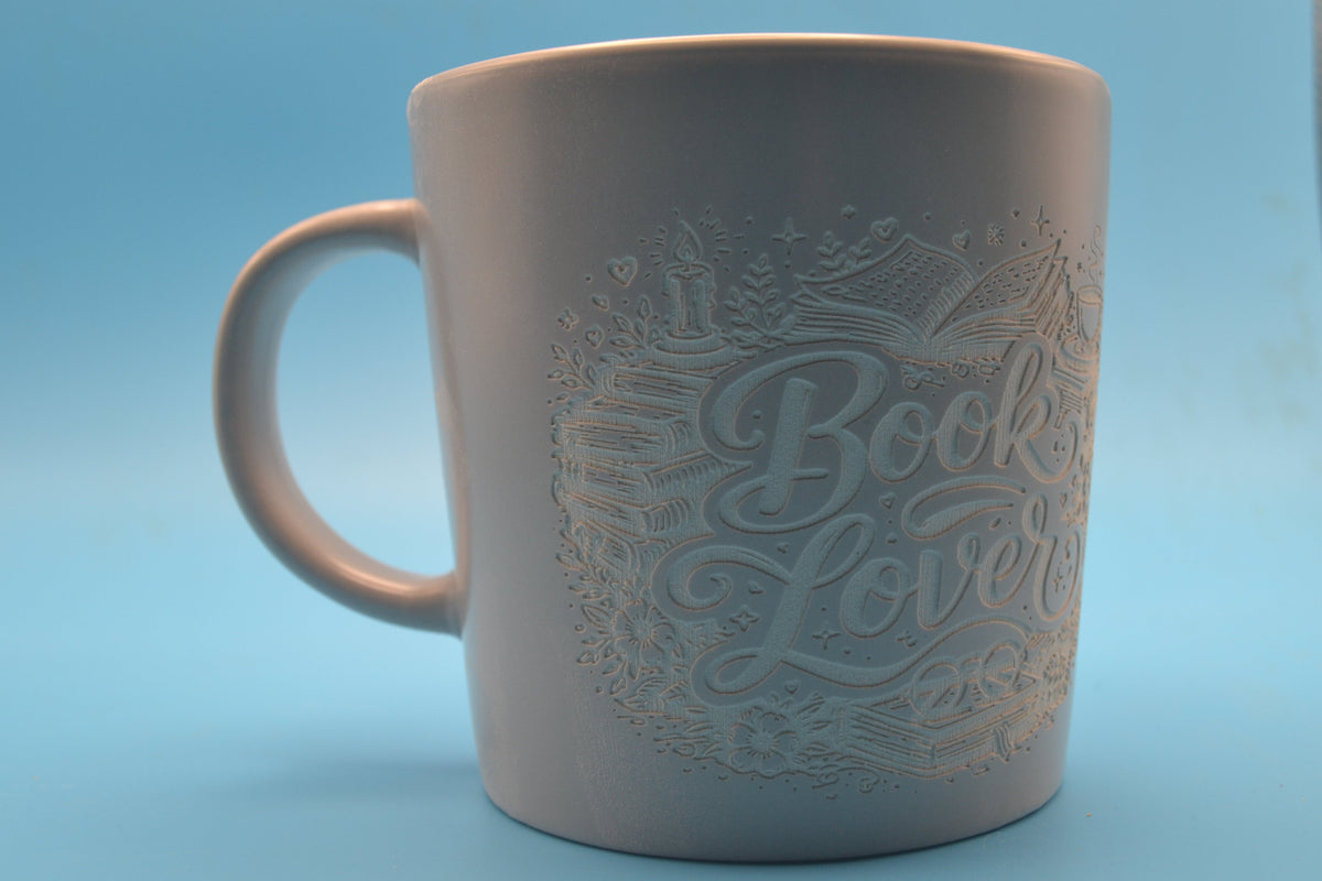 Book Lover – Tasse aus Steinzeug mit Lasergravur